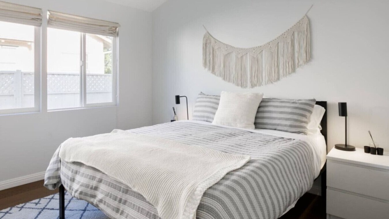 Photo of Bedroom in North Hollywood