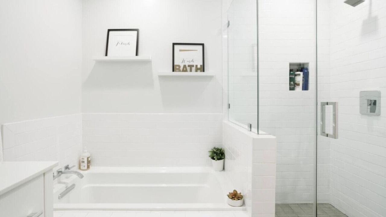 Photo of Bathroom in North Hollywood