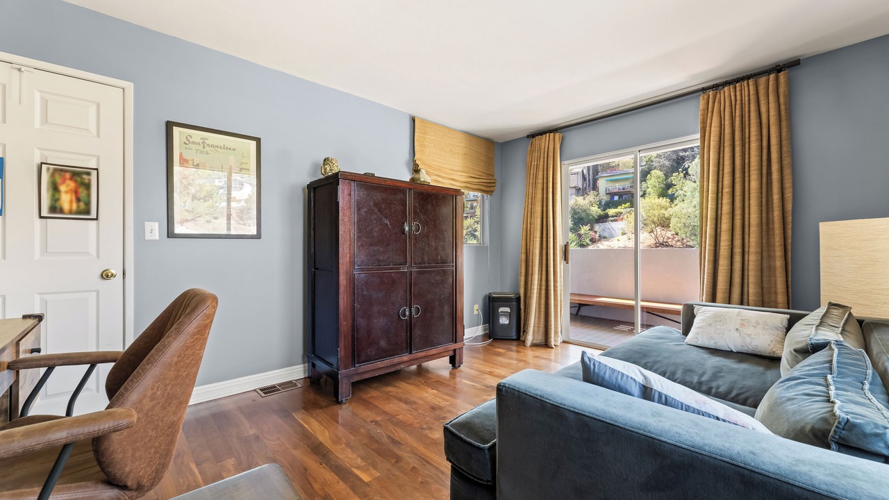 Photo of Livingroom in Los Angeles