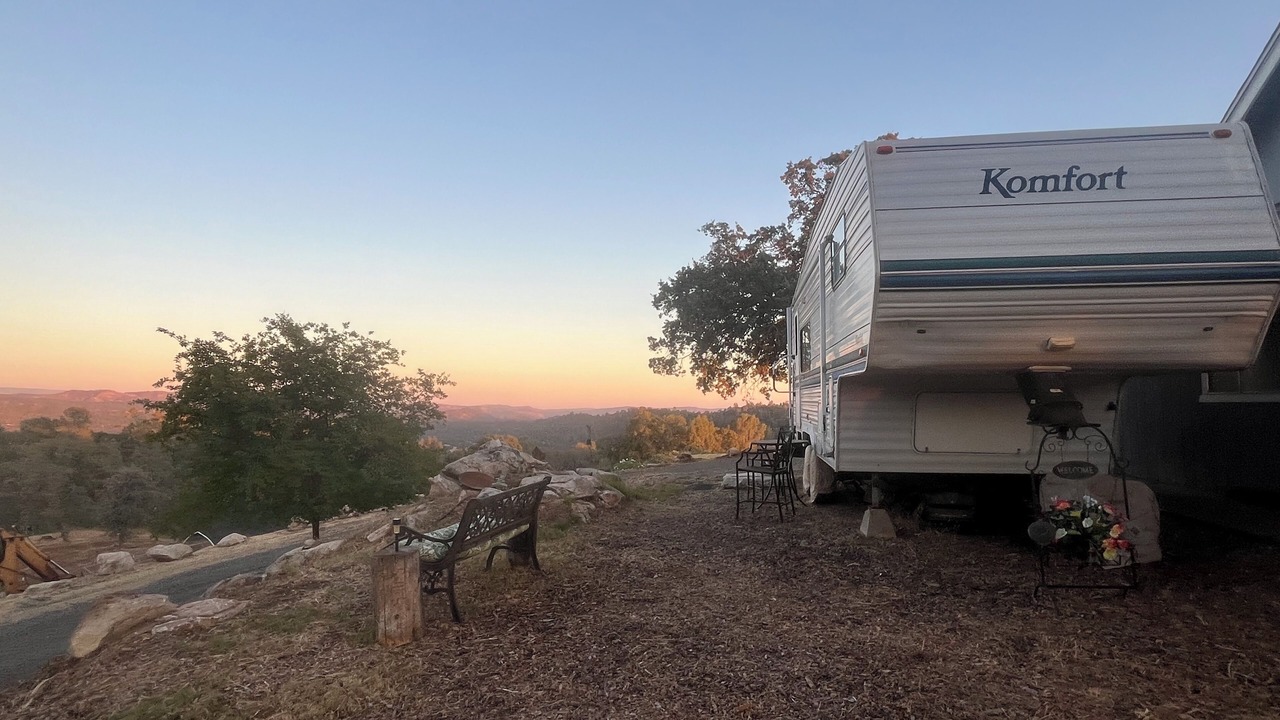 Photo of Others in Mariposa