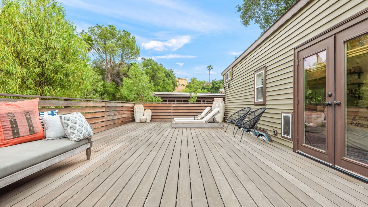 Photo of Patio Balcony in Agoura Hills