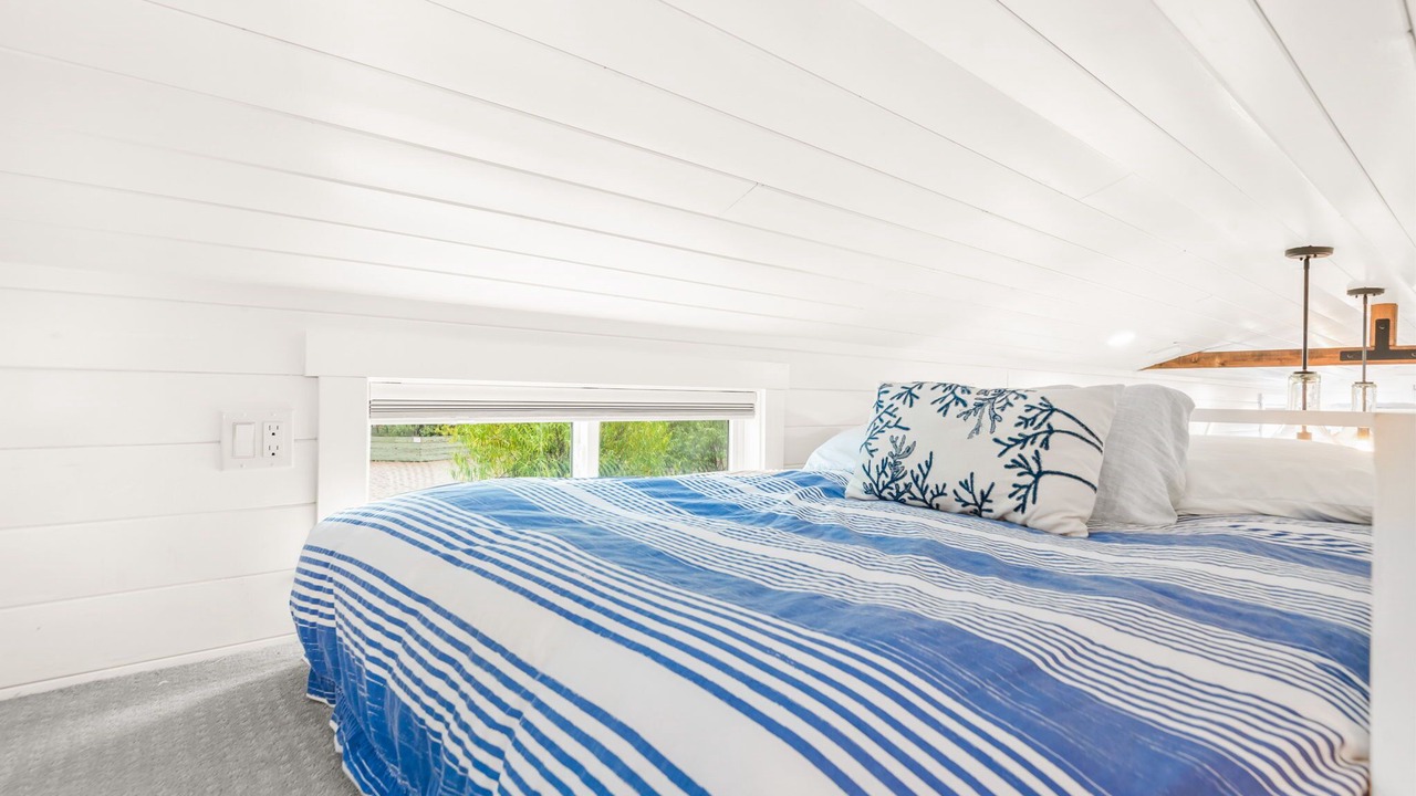 Photo of Bedroom in Agoura Hills