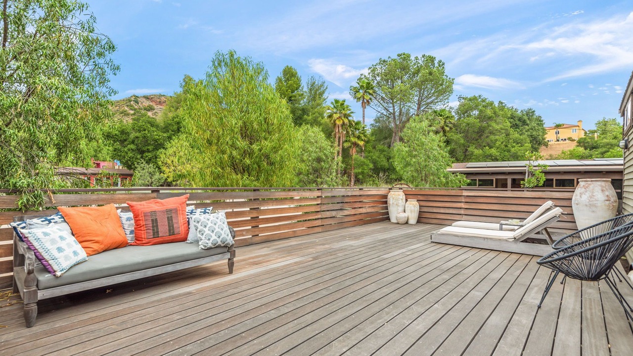 Photo of Patio Balcony in Agoura Hills