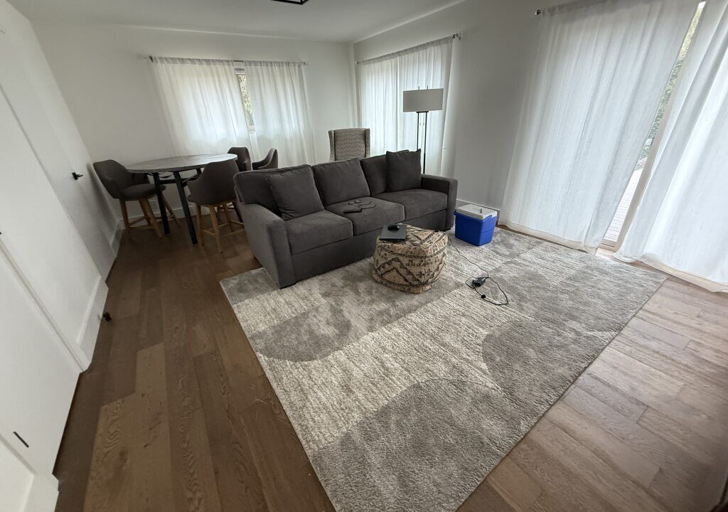 Photo of Livingroom in Del Monte Forest