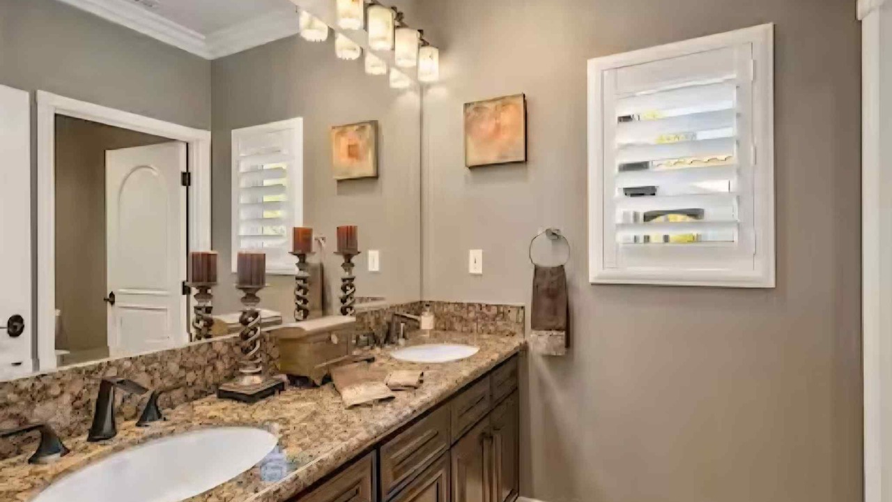 Photo of Bathroom in Murrieta