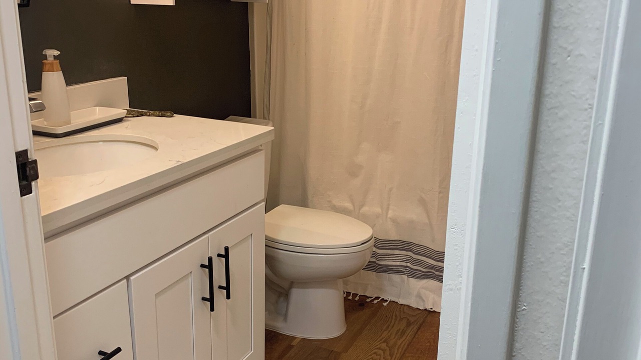 Photo of Bathroom in Rampart Village