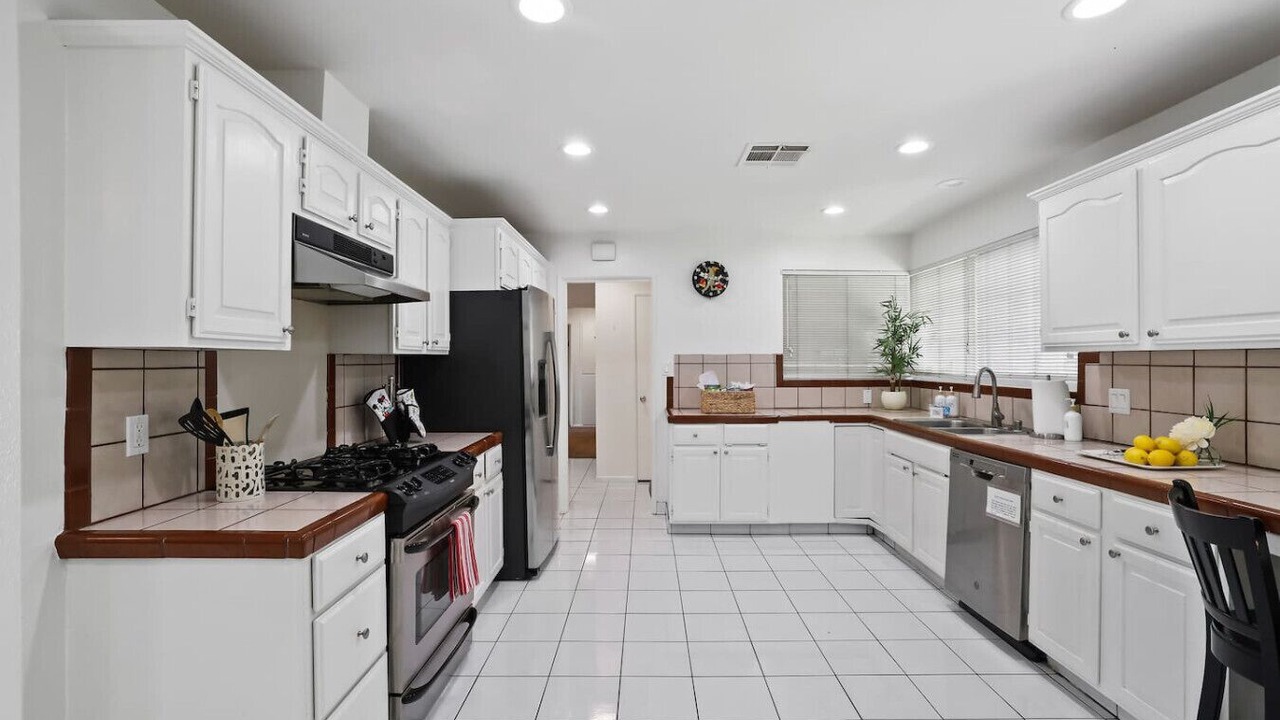 Photo of Kitchen in Southwest Anaheim