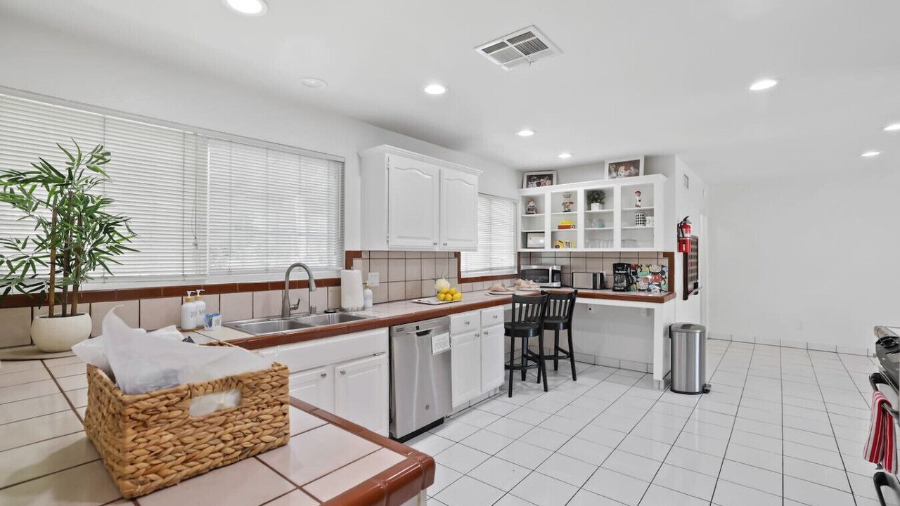 Photo of Kitchen in Southwest Anaheim