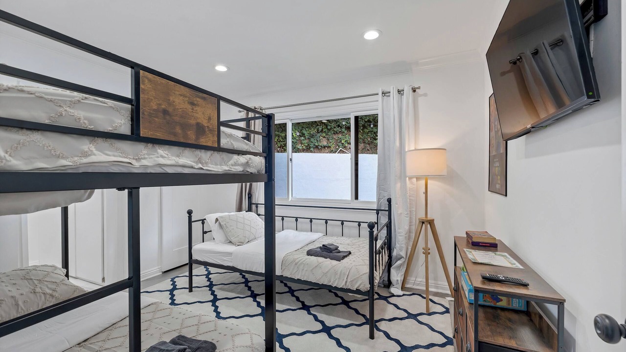 Photo of Bedroom in Los Angeles