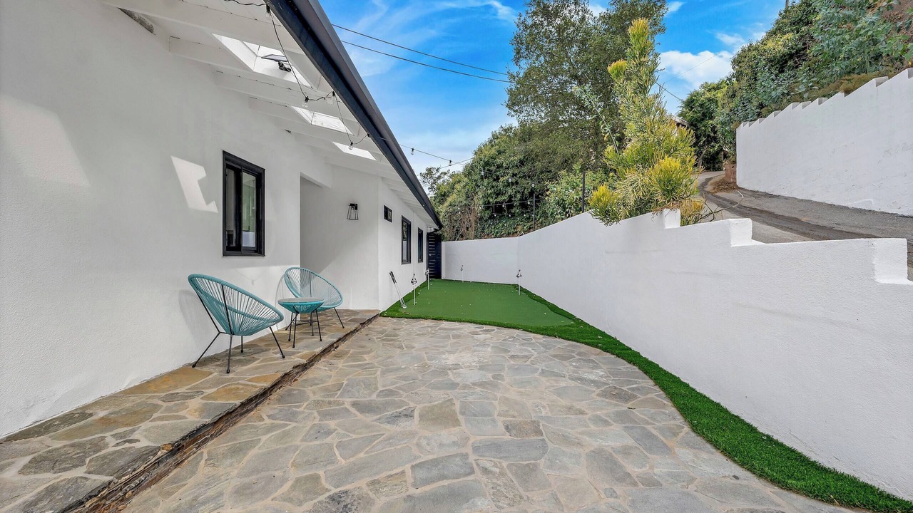 Photo of Patio Balcony in Los Angeles