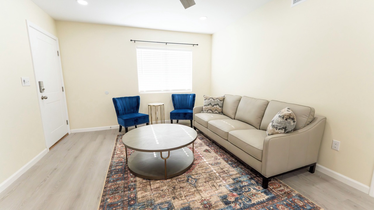 Photo of Livingroom in Downey
