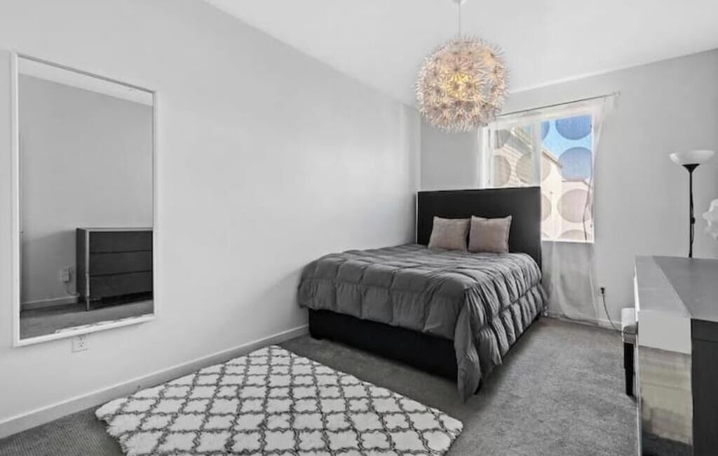 Photo of Bedroom in Harbor
