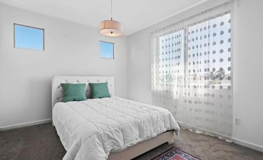 Photo of Bedroom in Harbor