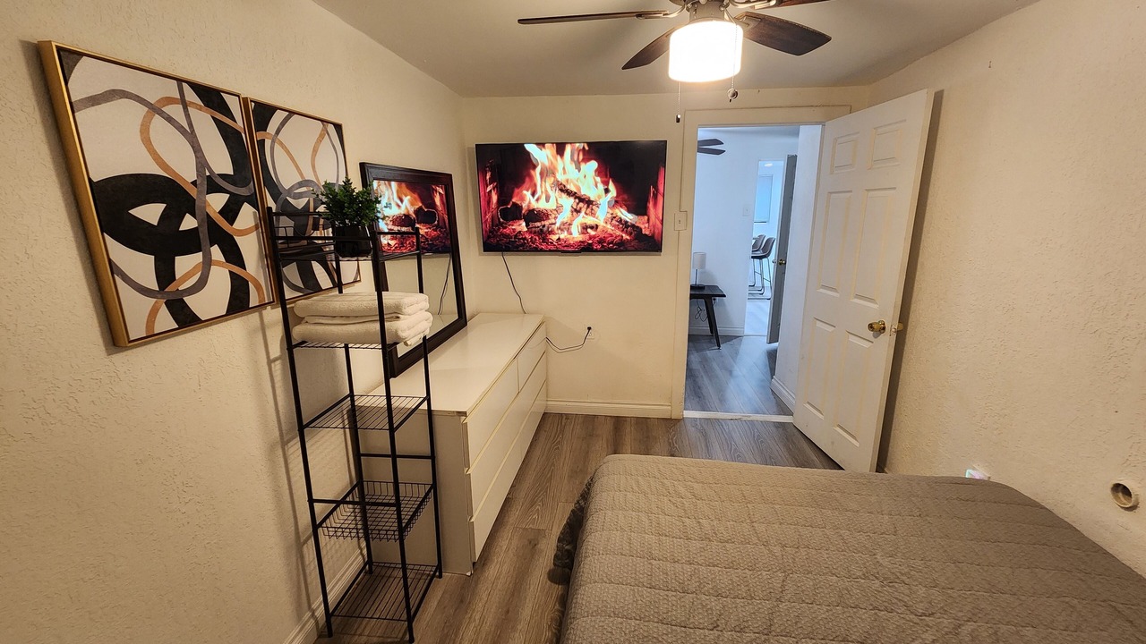 Photo of Bedroom in Los Angeles