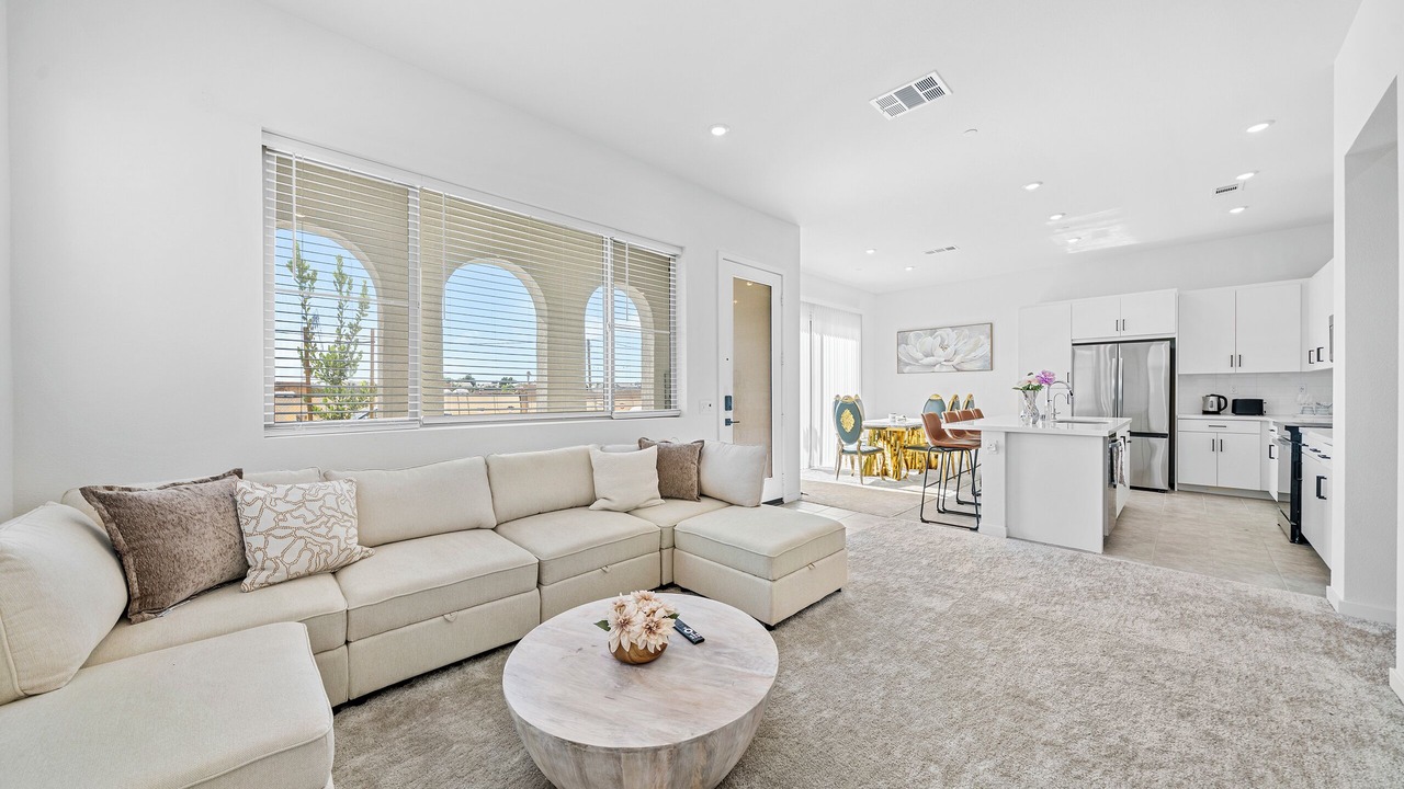 Photo of Livingroom in Ontario