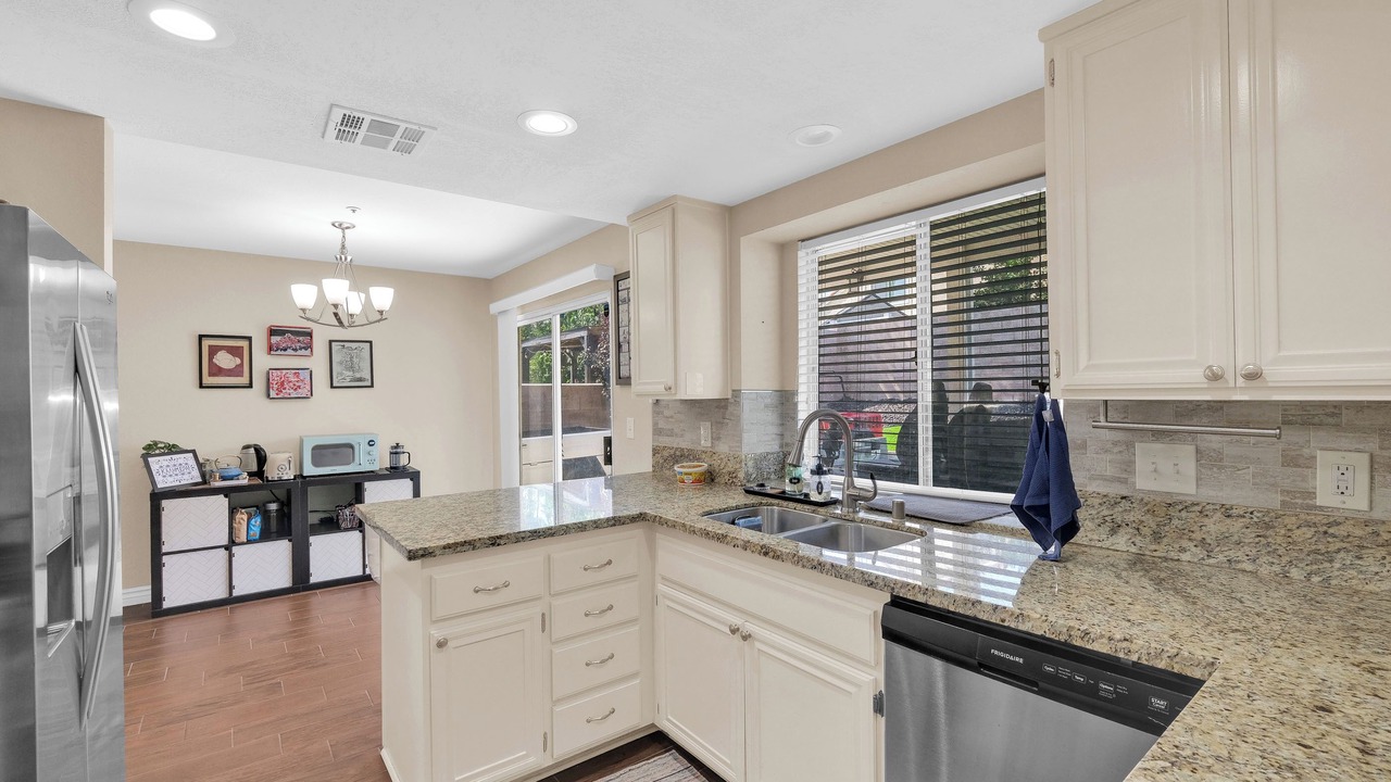 Photo of Kitchen in Fontana