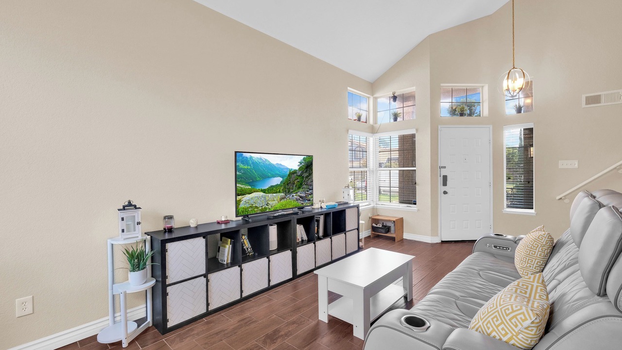 Photo of Livingroom in Fontana