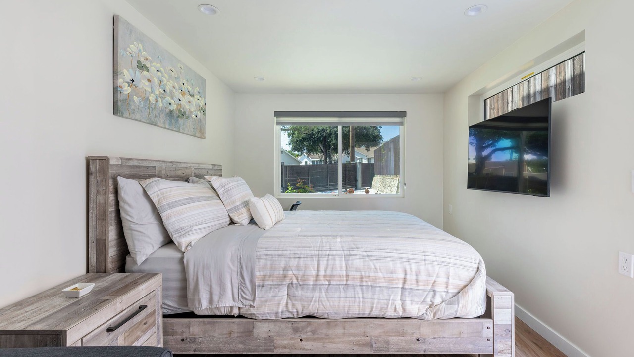 Photo of Bedroom in La Crescenta-Montrose