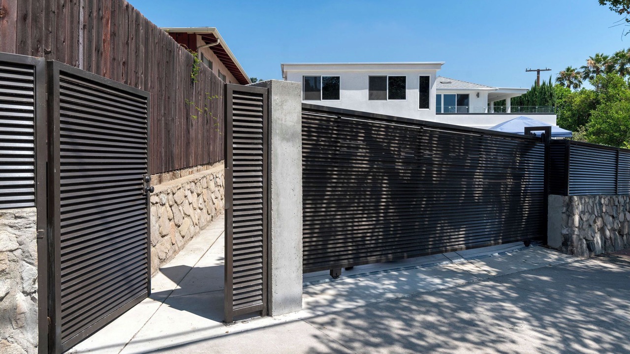 Photo of Outdoor in La Crescenta-Montrose