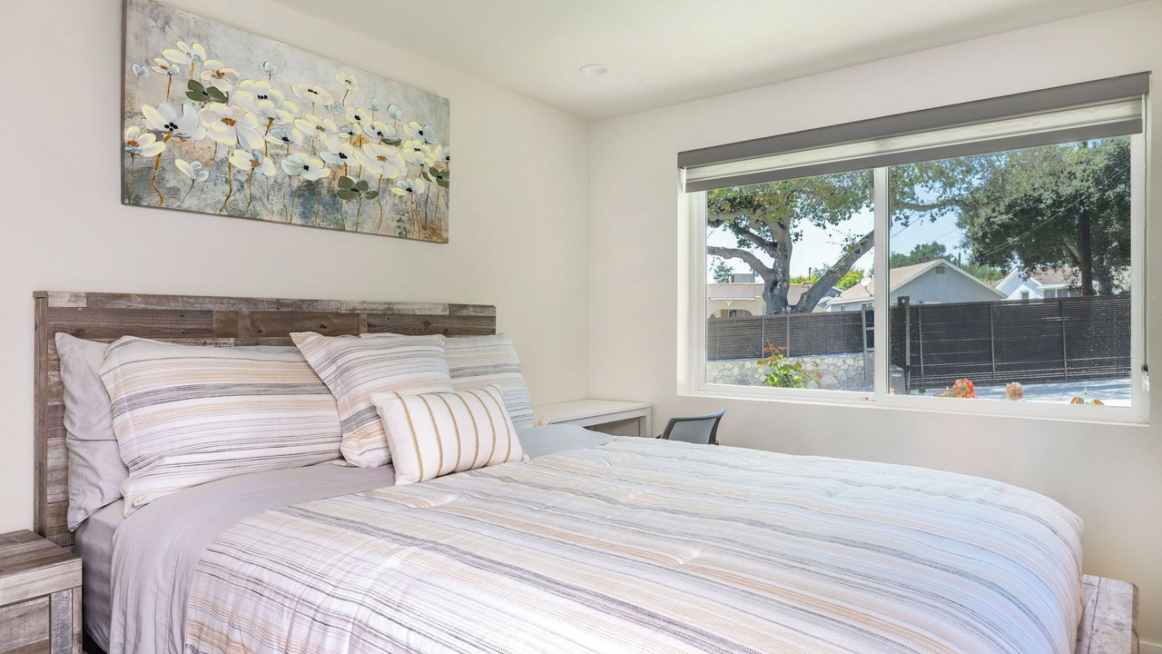 Photo of Bedroom in La Crescenta-Montrose