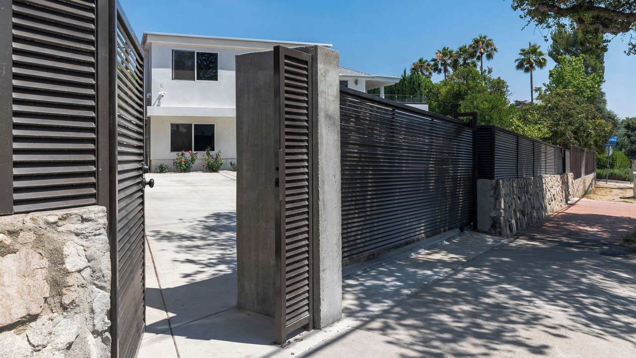 Photo of Outdoor in La Crescenta-Montrose
