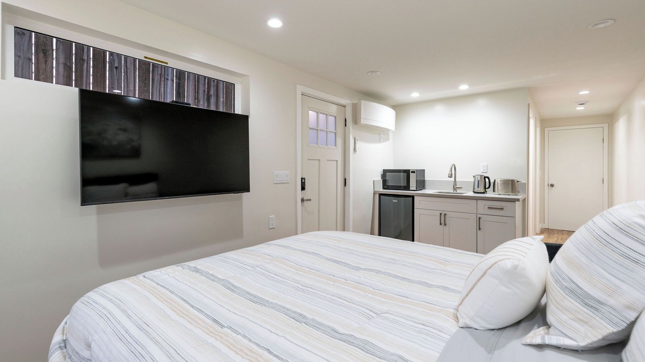 Photo of Bedroom in La Crescenta-Montrose