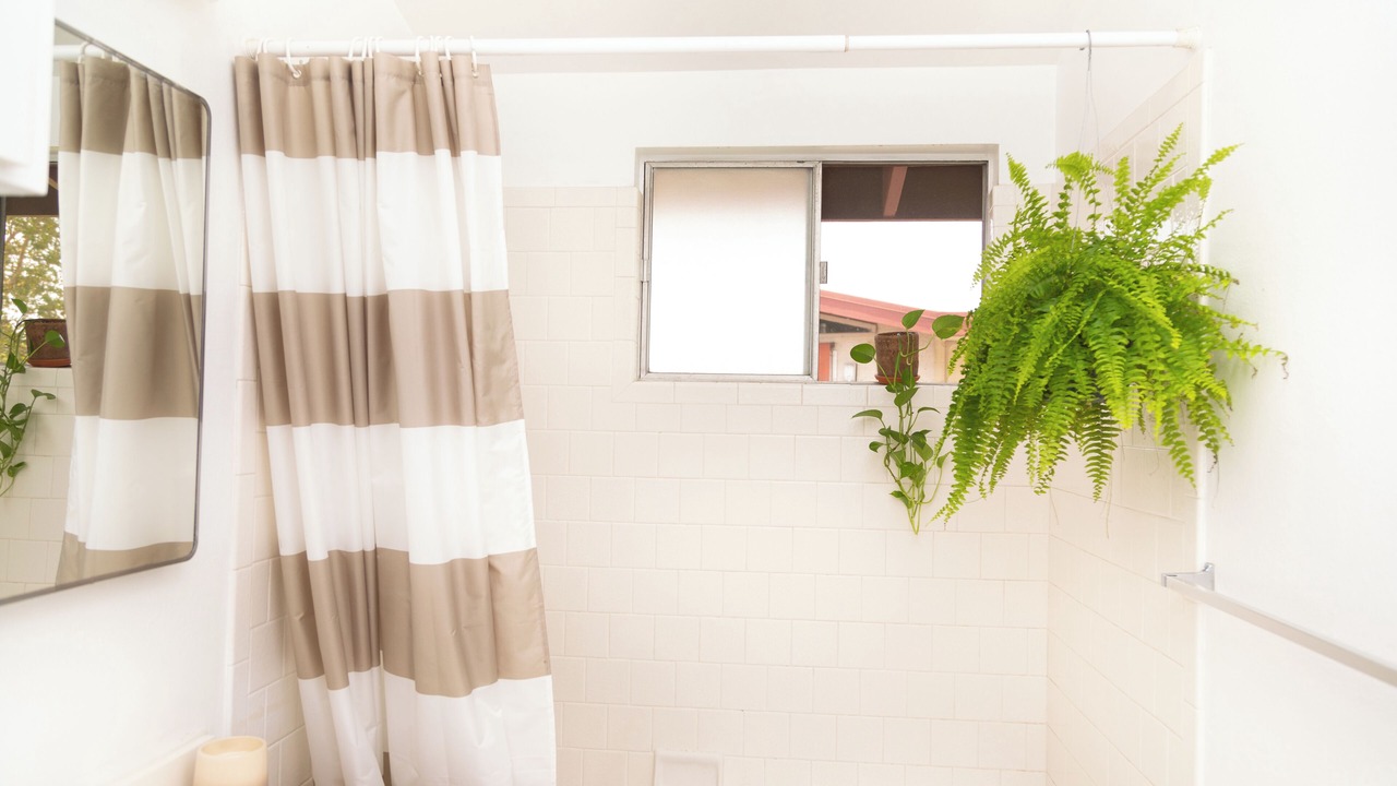 Photo of Bathroom in Thousand Oaks