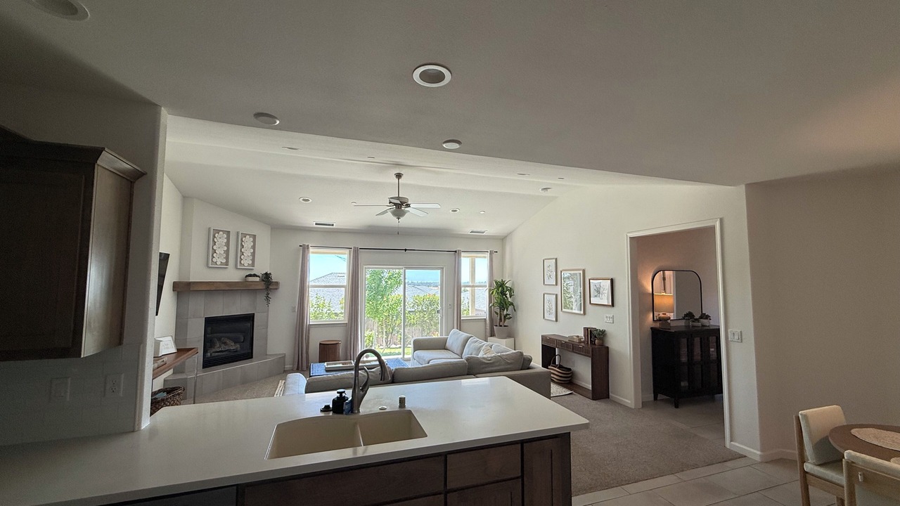 Photo of Livingroom in Chico