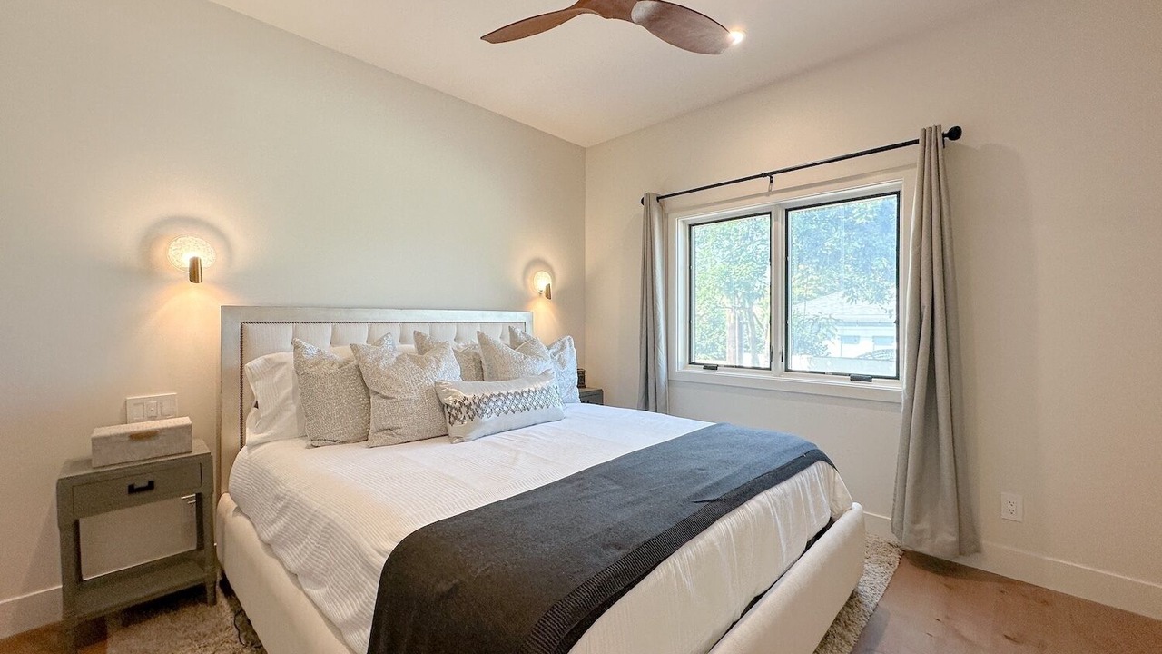 Photo of Bedroom in South Redondo