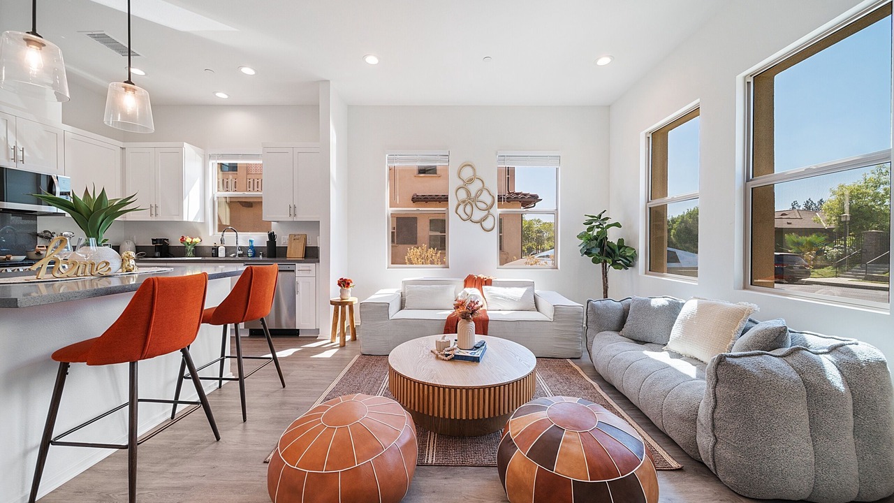 Photo of Livingroom in Walnut