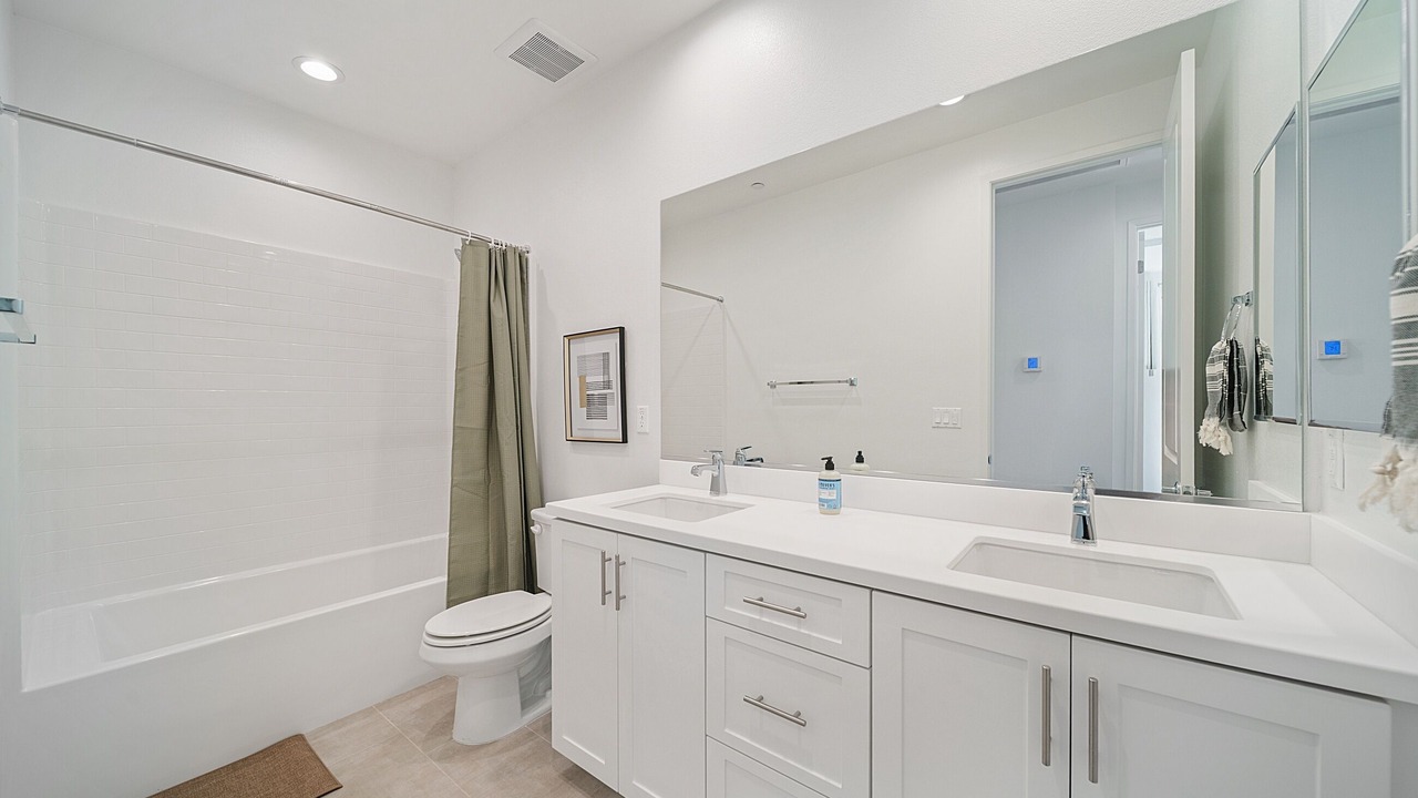 Photo of Bathroom in Walnut