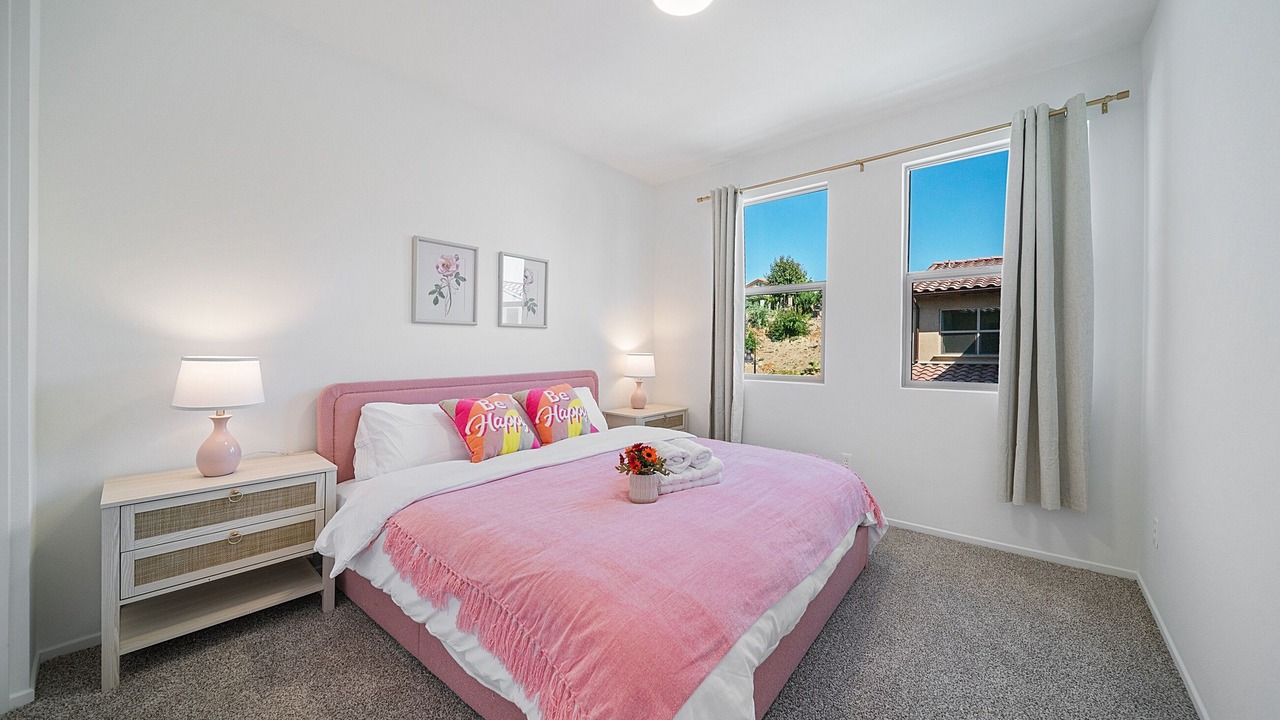 Photo of Bedroom in Walnut