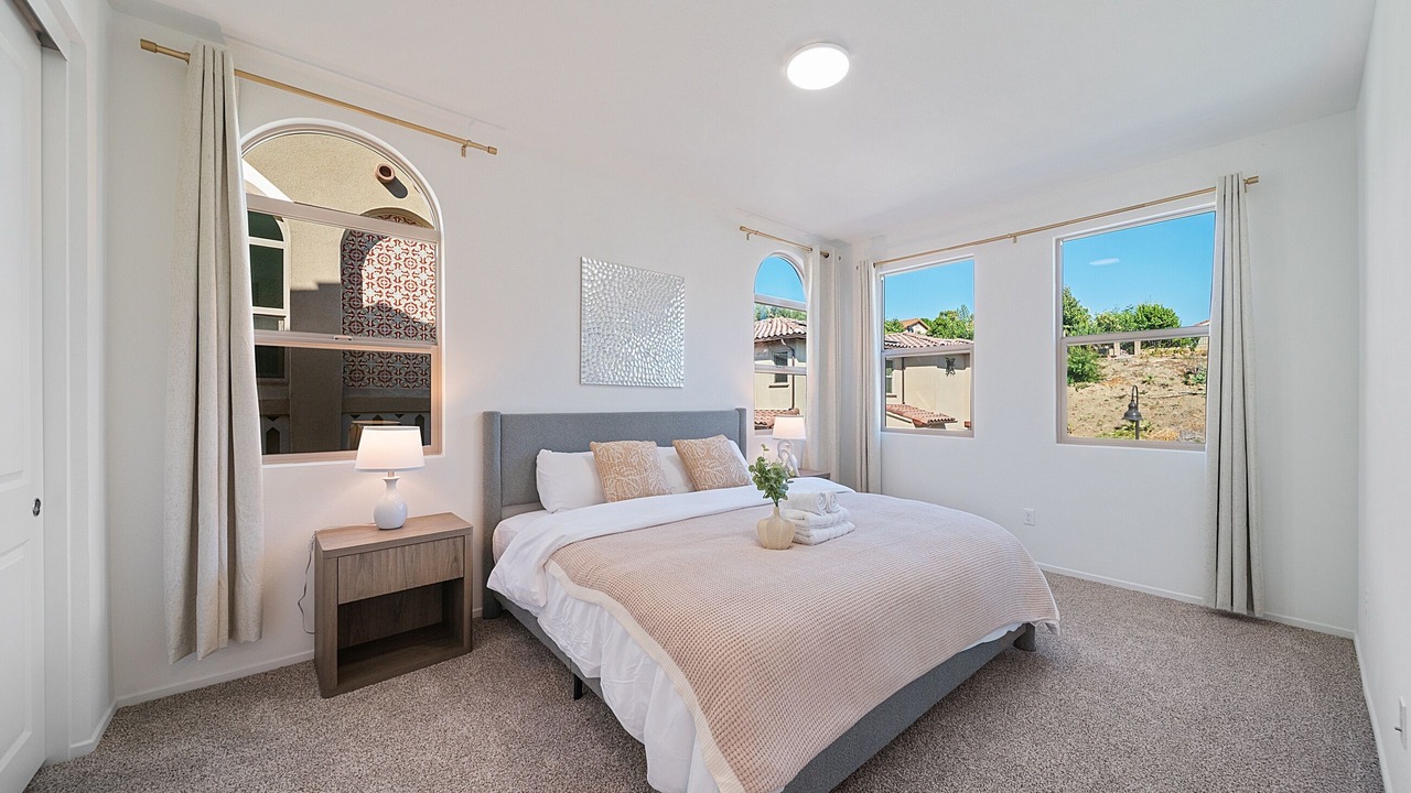 Photo of Bedroom in Walnut