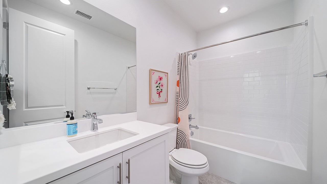 Photo of Bathroom in Walnut