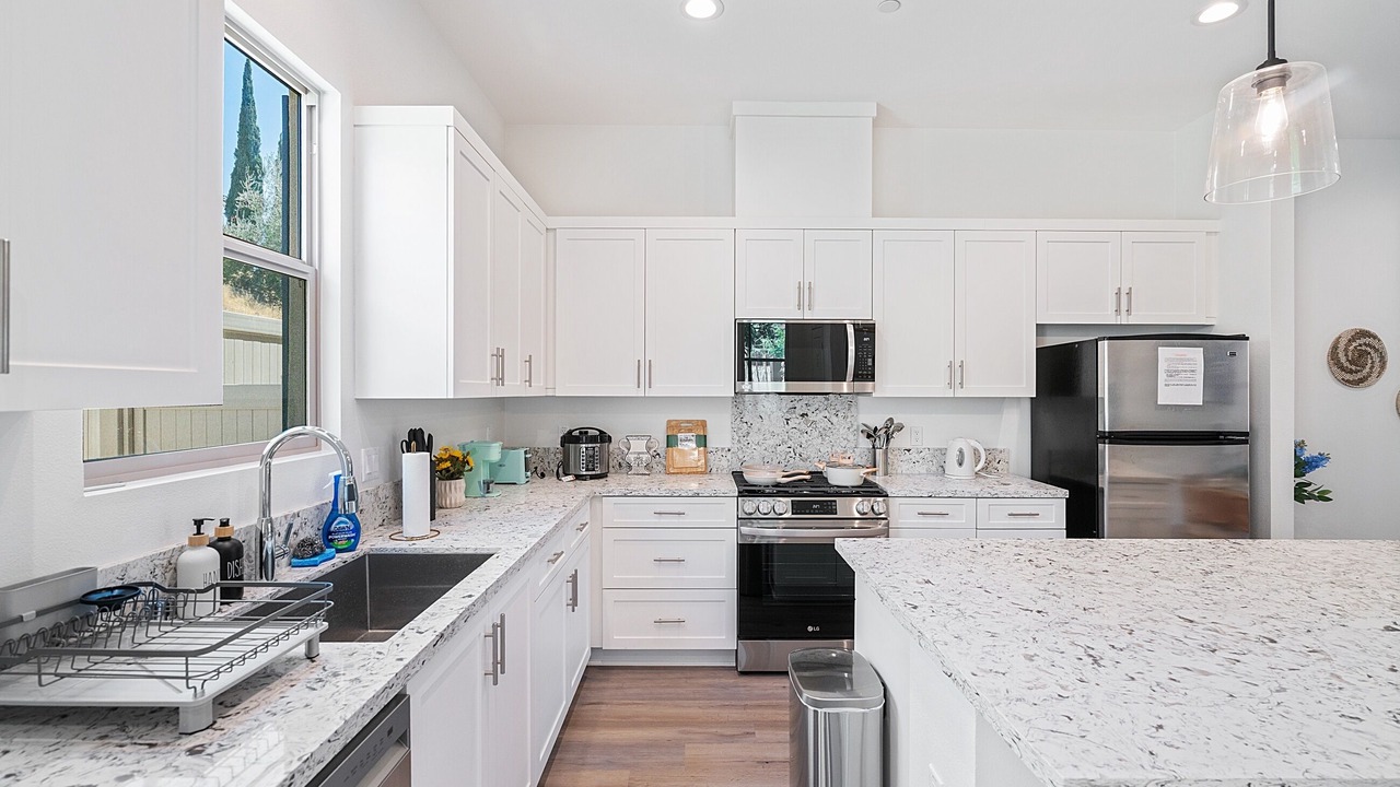 Photo of Kitchen in Walnut