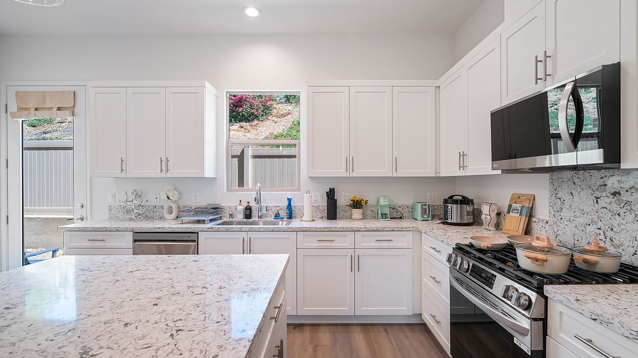Photo of Kitchen in Walnut