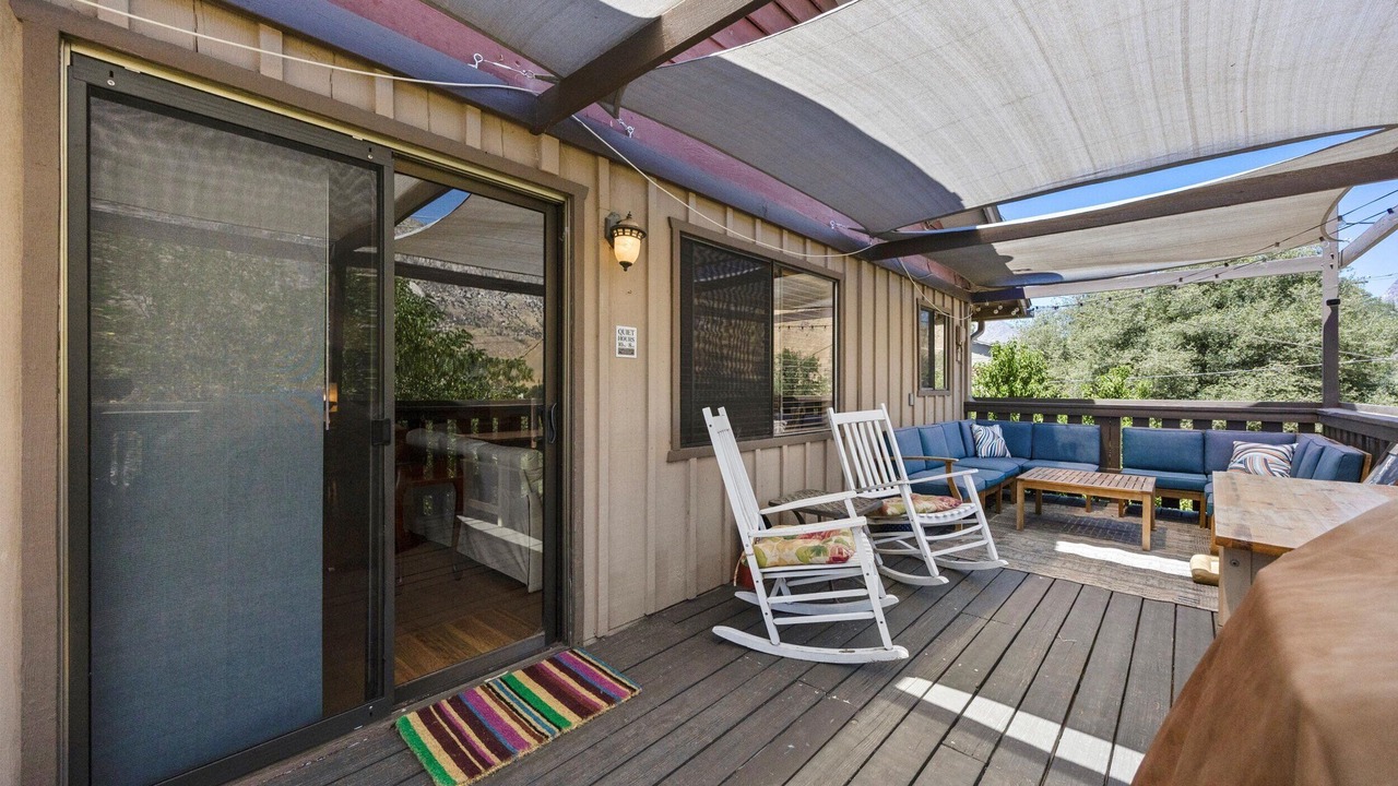 Photo of Patio Balcony in Kernville