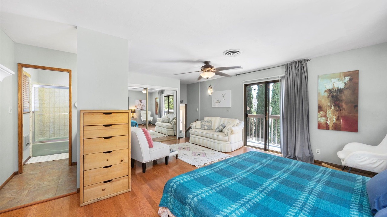 Photo of Bedroom in Kernville