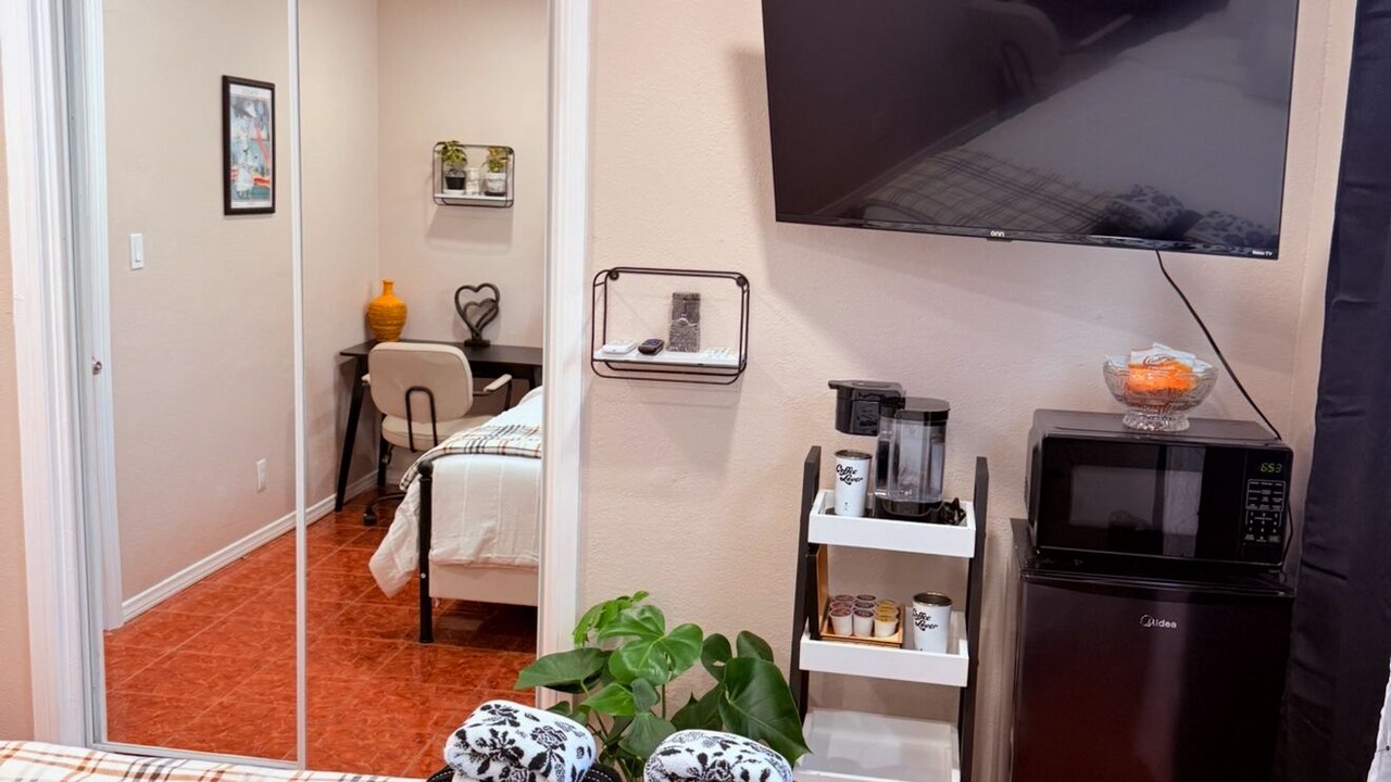 Photo of Bedroom in Hawthorne
