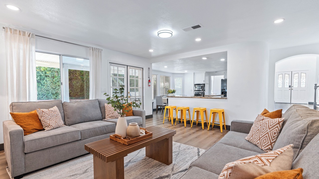 Photo of Livingroom in Highland