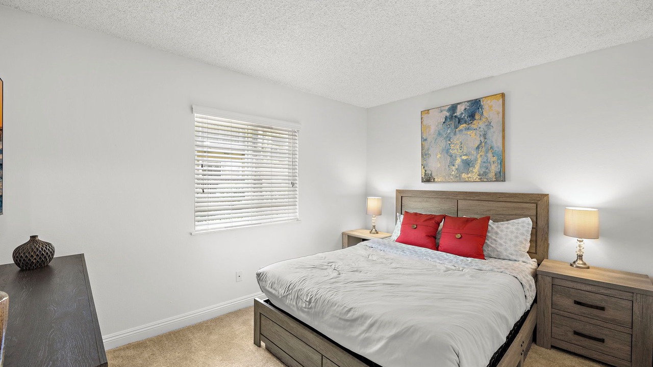 Photo of Bedroom in Downtown
