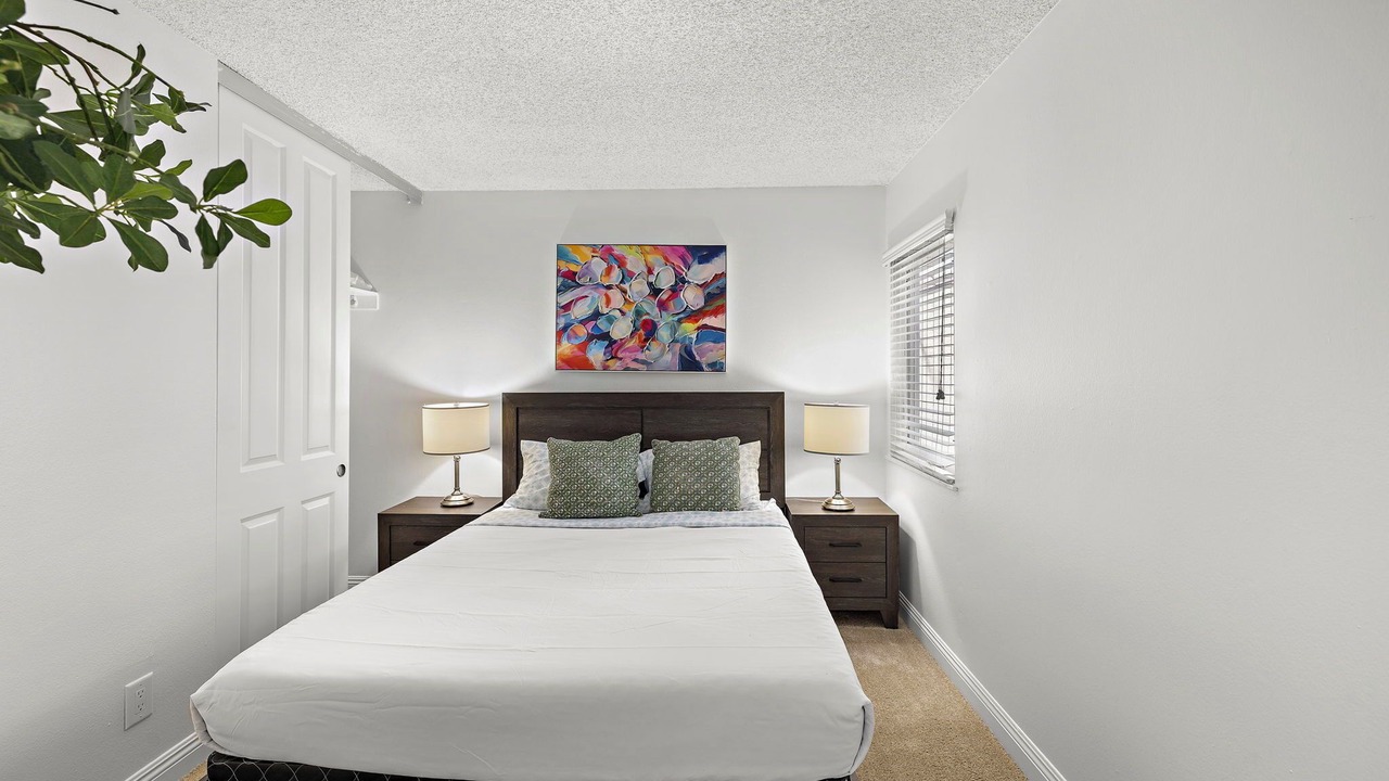 Photo of Bedroom in Downtown