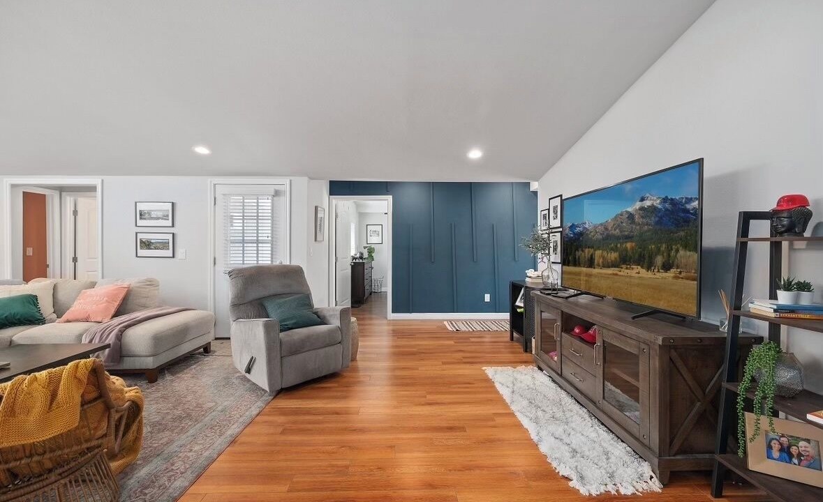 Photo of Livingroom in Northwest Anaheim