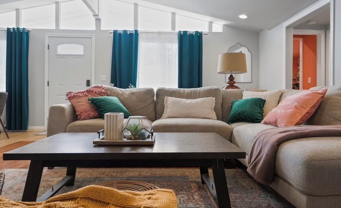 Photo of Livingroom in Northwest Anaheim