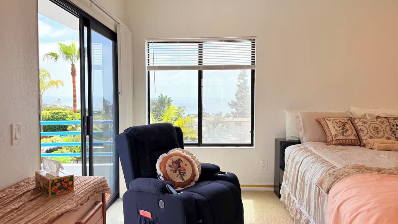 Photo of Bedroom in Del Mar Heights