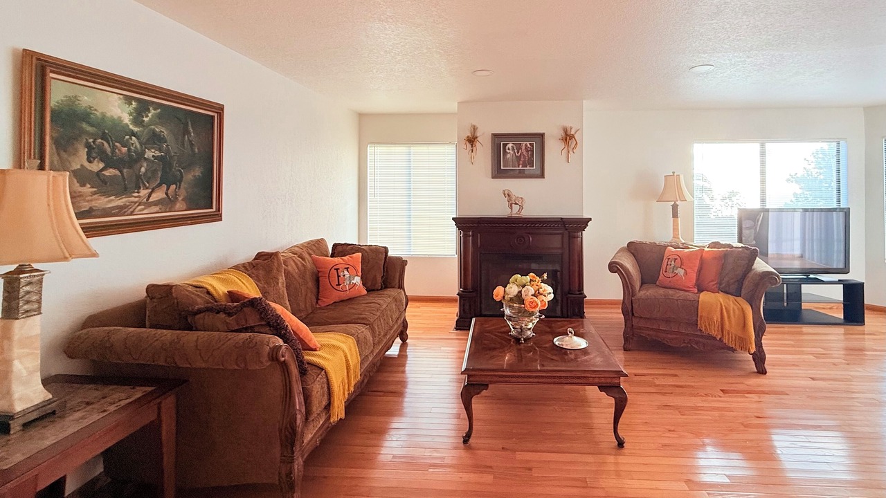 Photo of Livingroom in Del Mar Heights