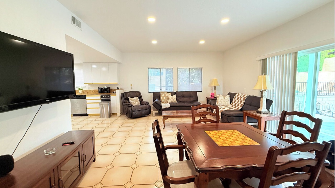 Photo of Livingroom in Del Mar Heights