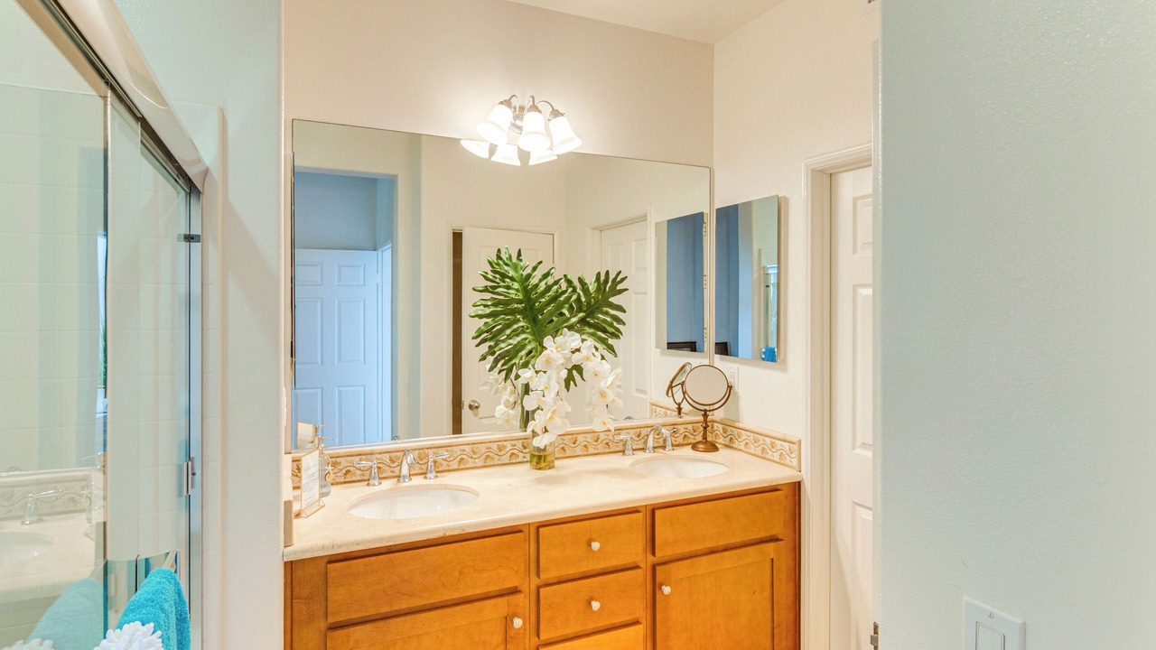 Photo of Bathroom in Oxnard