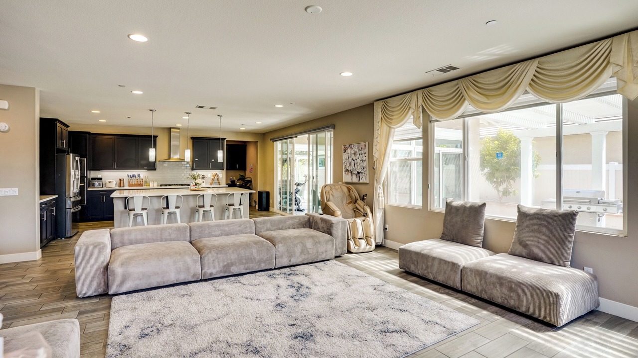 Photo of Livingroom in Southwest Anaheim