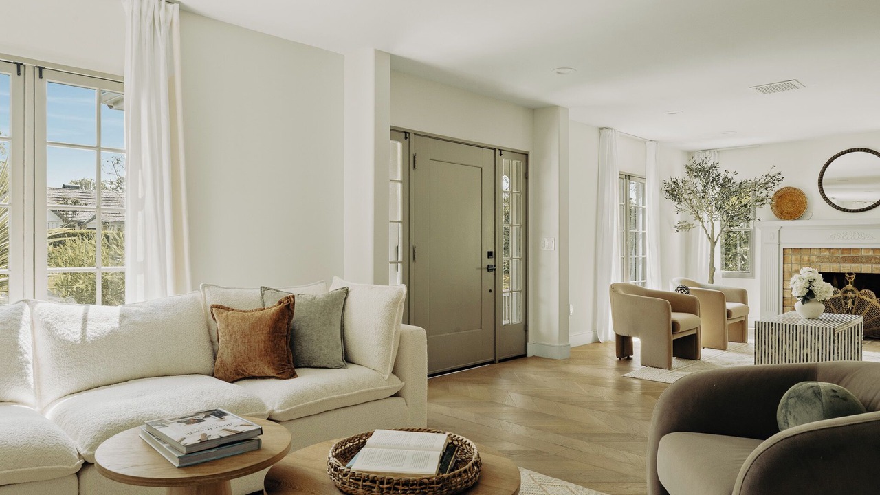 Photo of Livingroom in Windsor Square